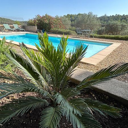 Chateau Du Grand Jas Entrecasteaux Bagian luar foto