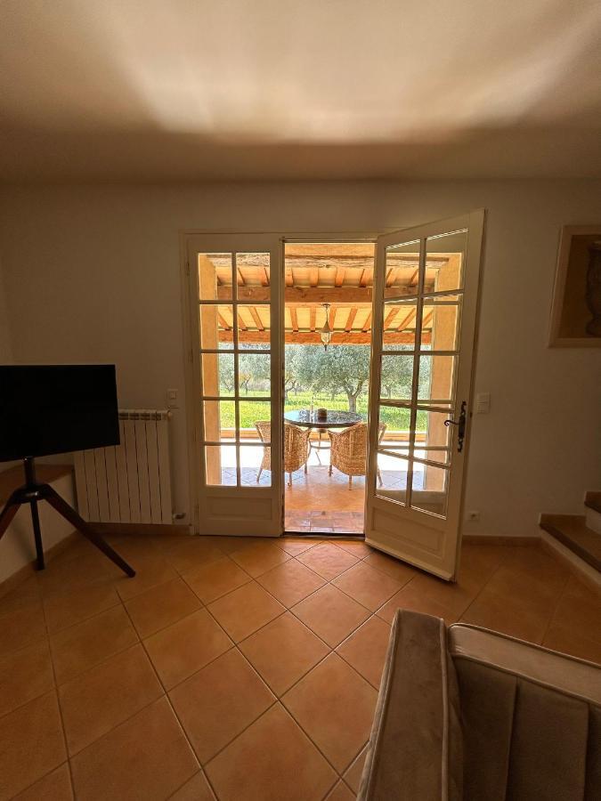 Chateau Du Grand Jas Entrecasteaux Bagian luar foto