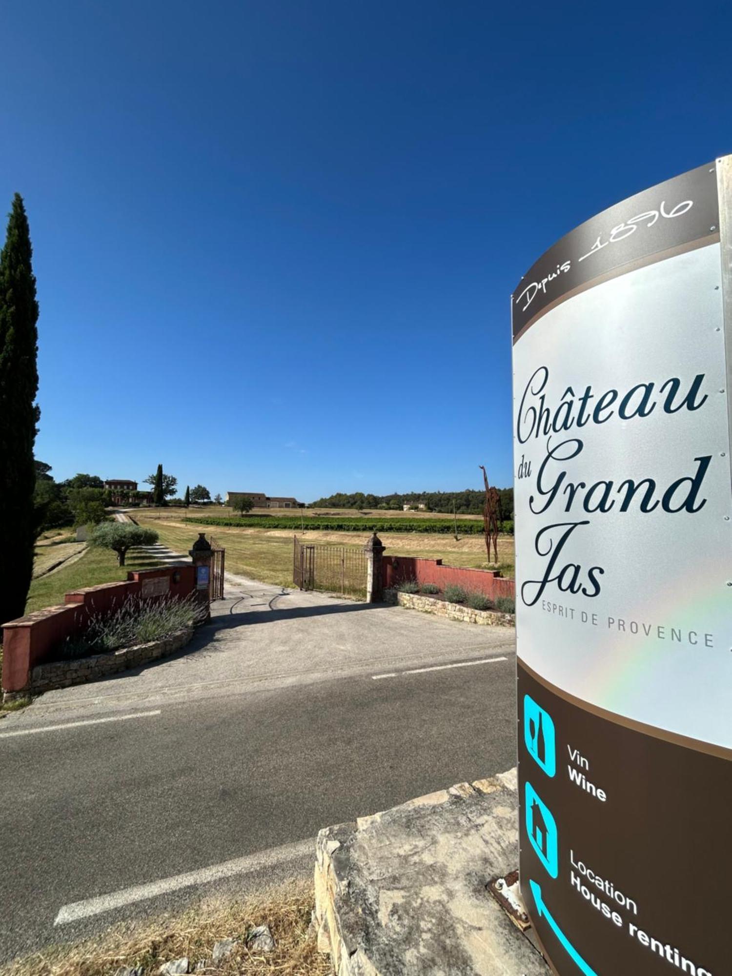 Chateau Du Grand Jas Entrecasteaux Bagian luar foto